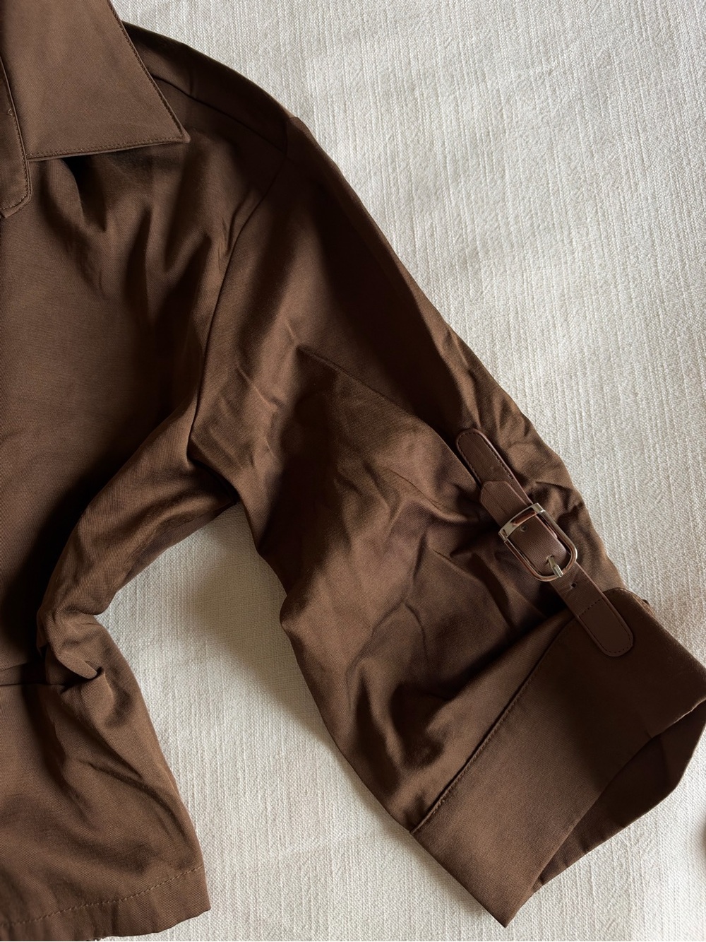 COMMENSE Cropped Collared Button-Up Shirt – Dark Brown - Picture 6 of 8